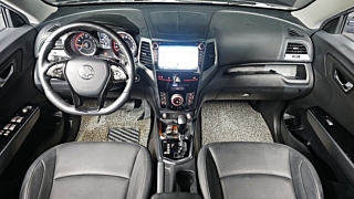 SSANGYONG TIVOLI ARMOR  Gear  2WD 2018