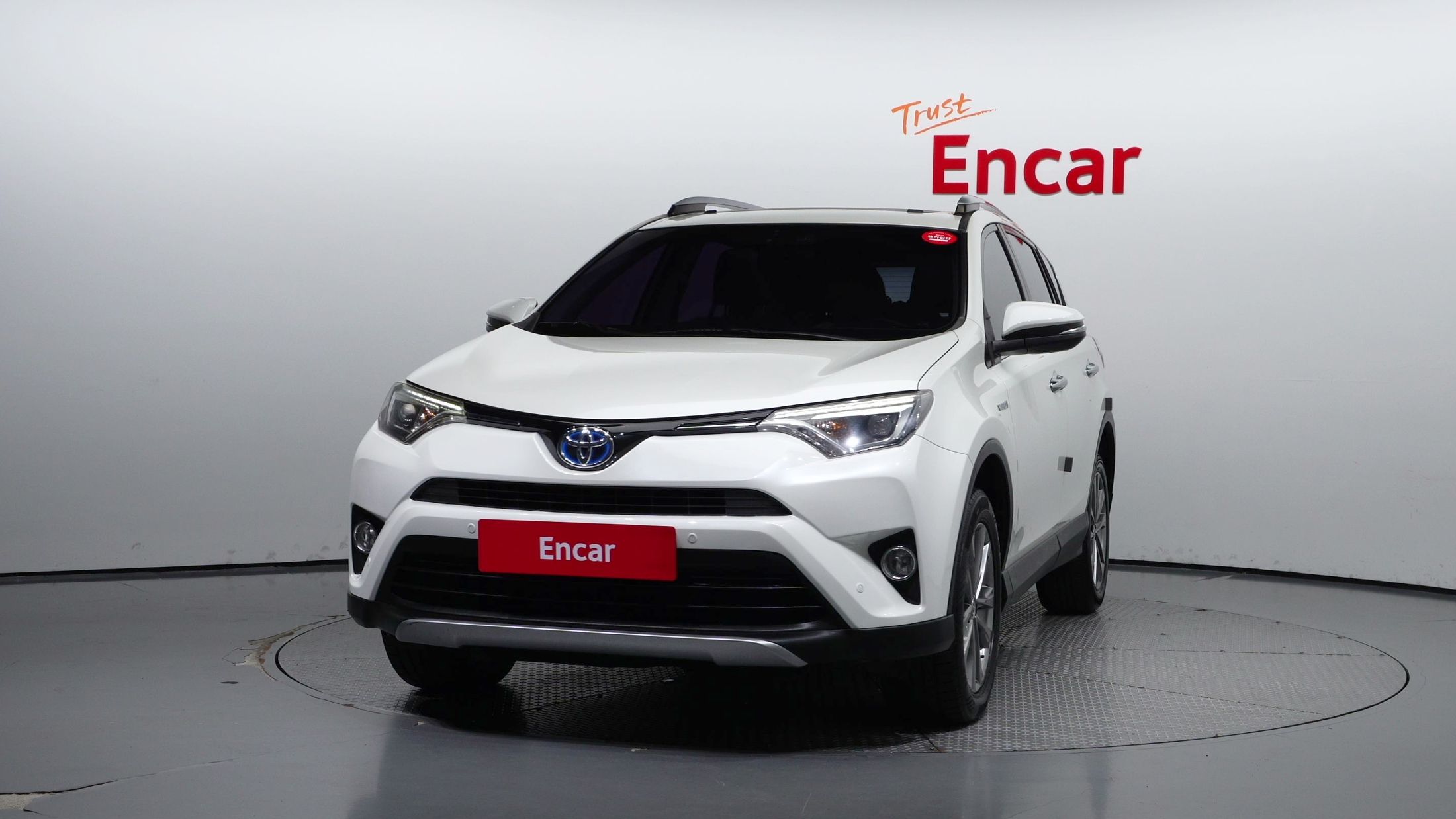 TOYOTA RAV4 2018