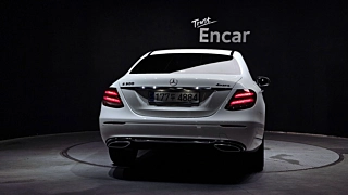 MERCEDES BENZ E-CLASS W213 2020