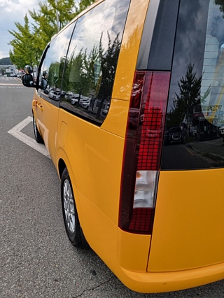 HYUNDAI STARIA 2023