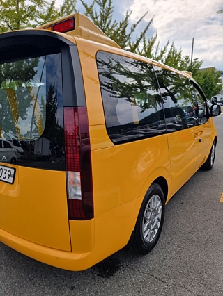 HYUNDAI STARIA 2023