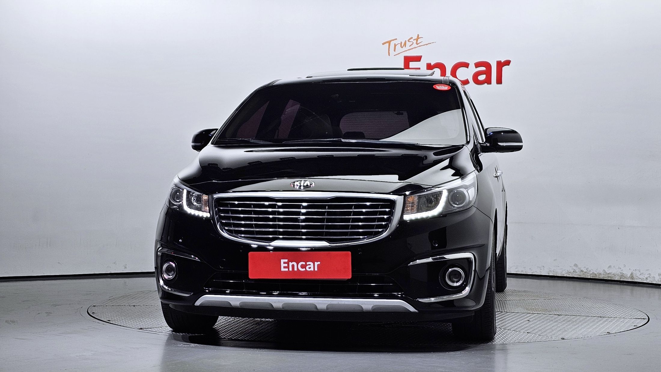 KIA CARNIVAL 2016