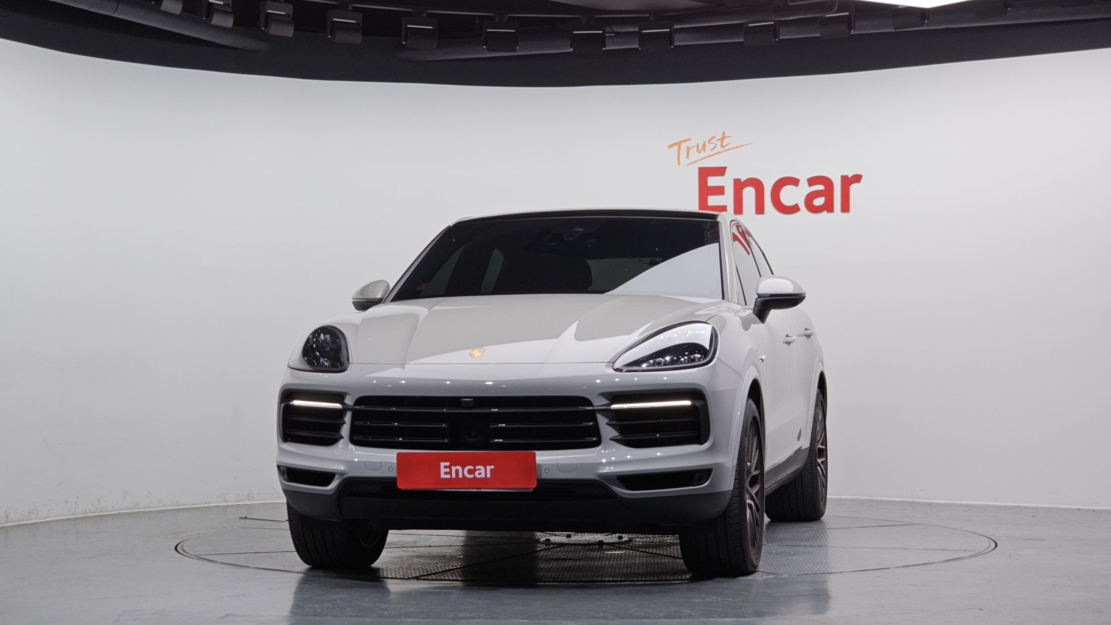 PORSCHE CAYENNE PO536 2022