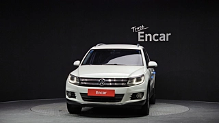 VOLKSWAGEN TIGUAN 2012