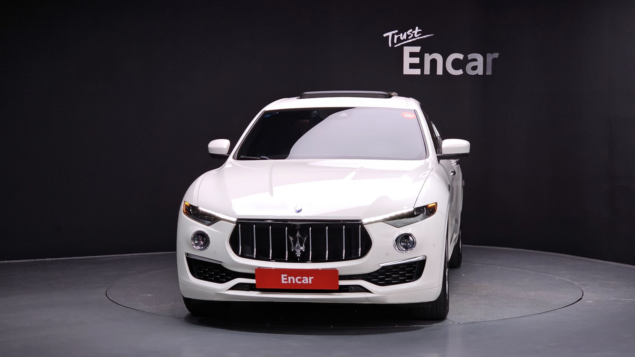MASERATI LEVANTE 2020