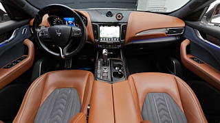 MASERATI LEVANTE 2020