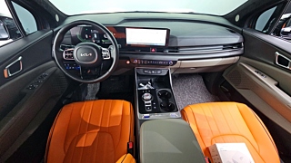 KIA CARNIVAL 2023