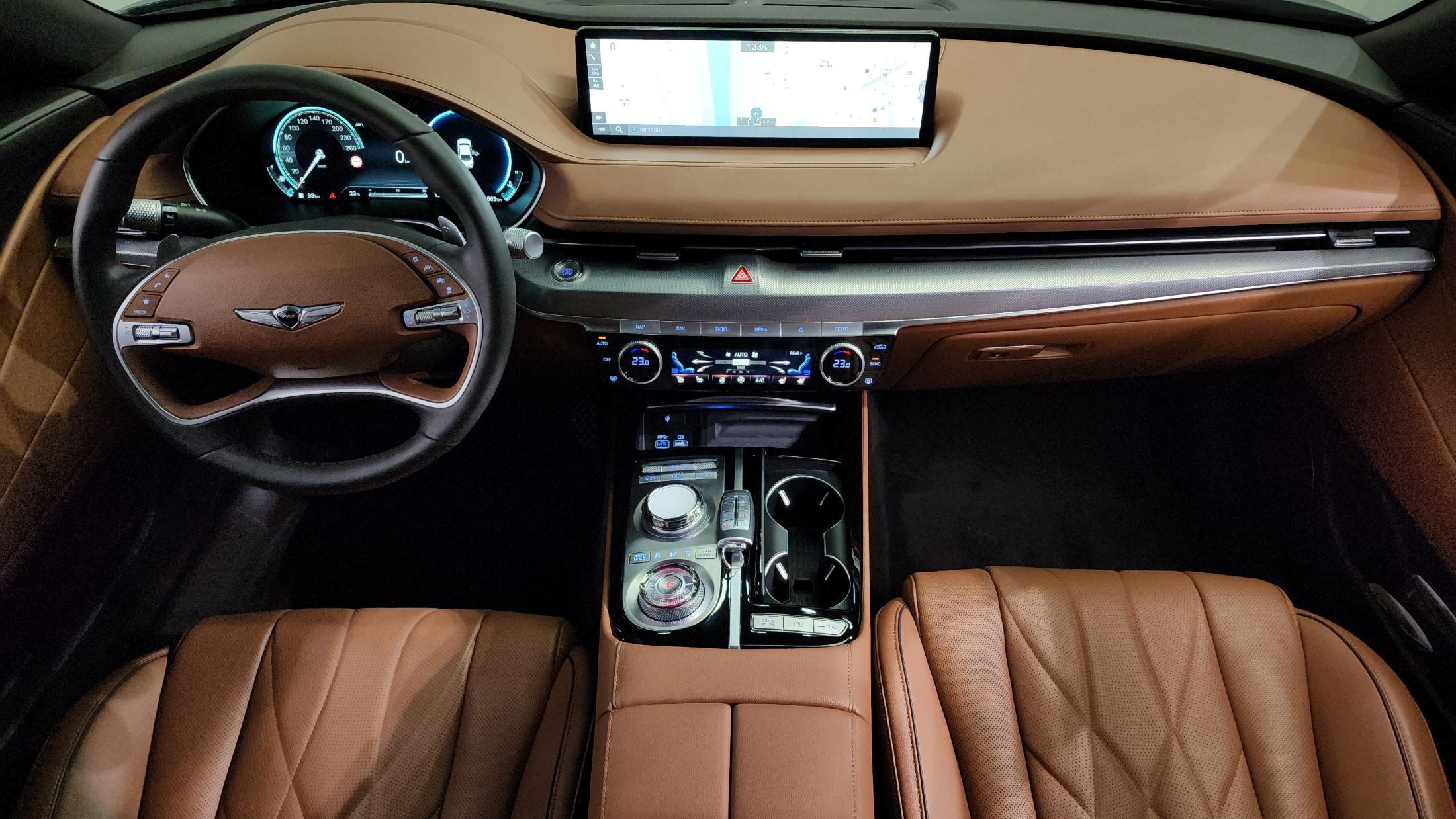 GENESIS G80 RG3 2023