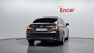 LEXUS ES300H 2021