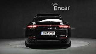 PORSCHE PANAMERA 971 2018