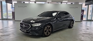 MERCEDES BENZ E-CLASS W214  E200 Avantgarde 2024