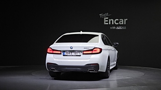 BMW 5-SERIES G30 2022