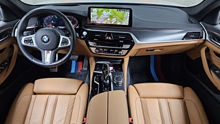 BMW 5-SERIES G30 2022