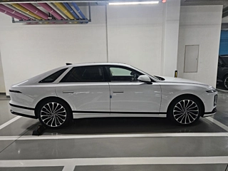 HYUNDAI GRANDEUR HYBRID GN7 2025