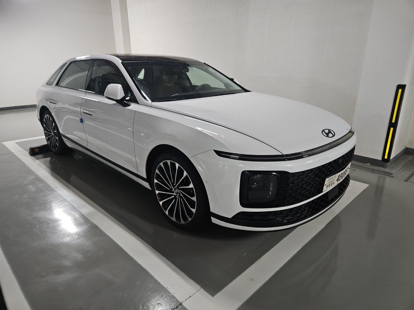 HYUNDAI GRANDEUR HYBRID GN7 2025