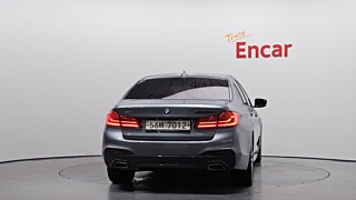 BMW 5-SERIES G30 2017