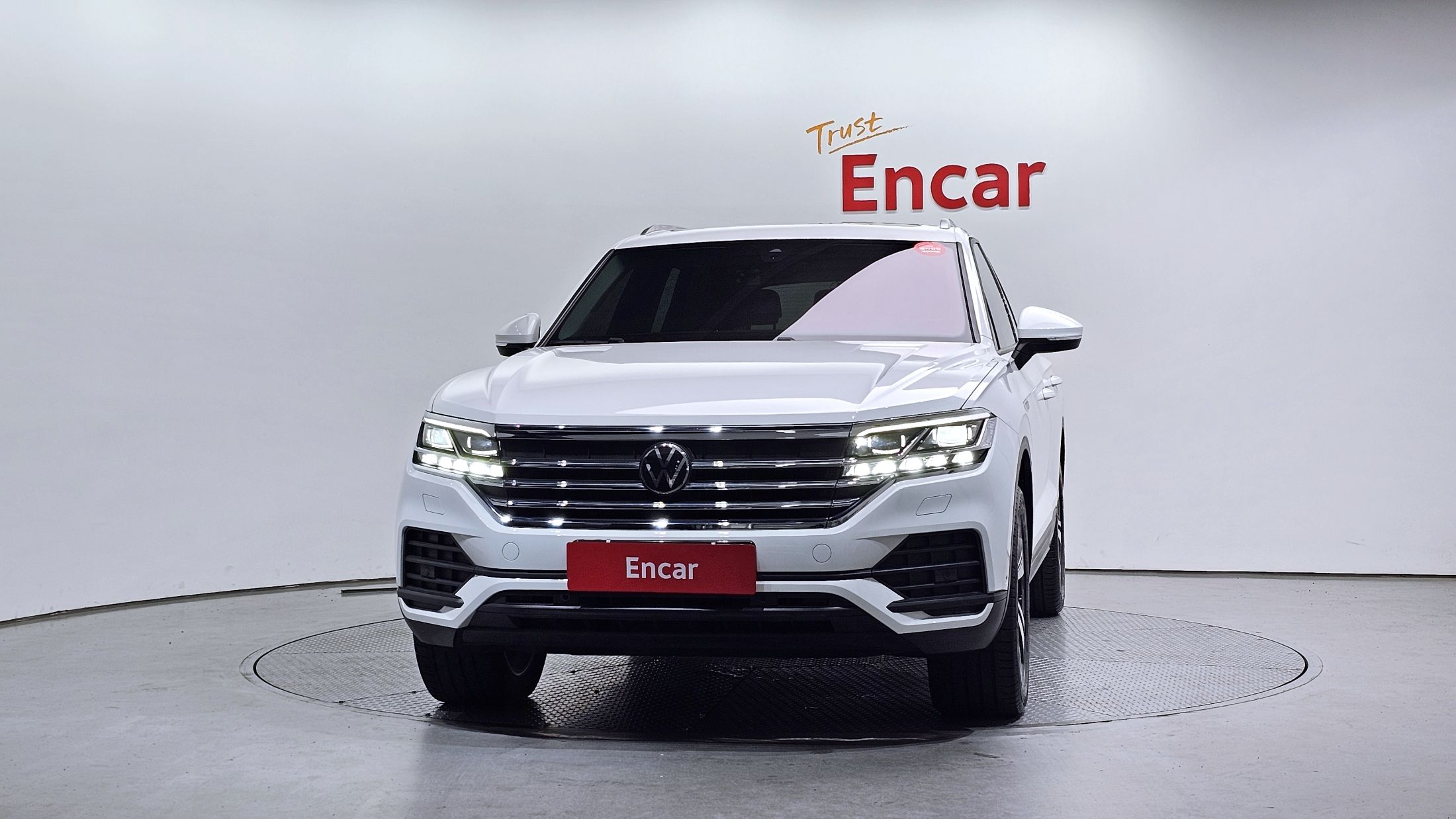 VOLKSWAGEN TOUAREG 2023
