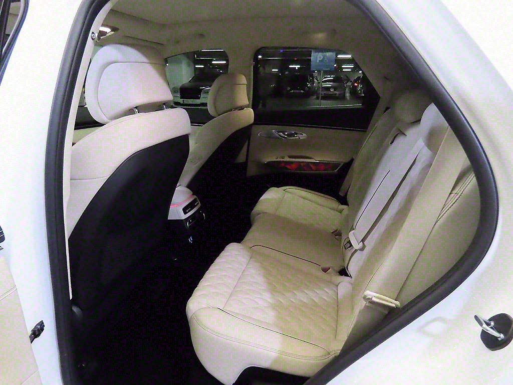 GENESIS GV70 2023