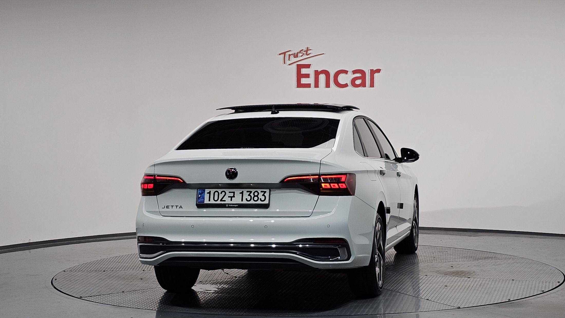 VOLKSWAGEN JETTA 2024