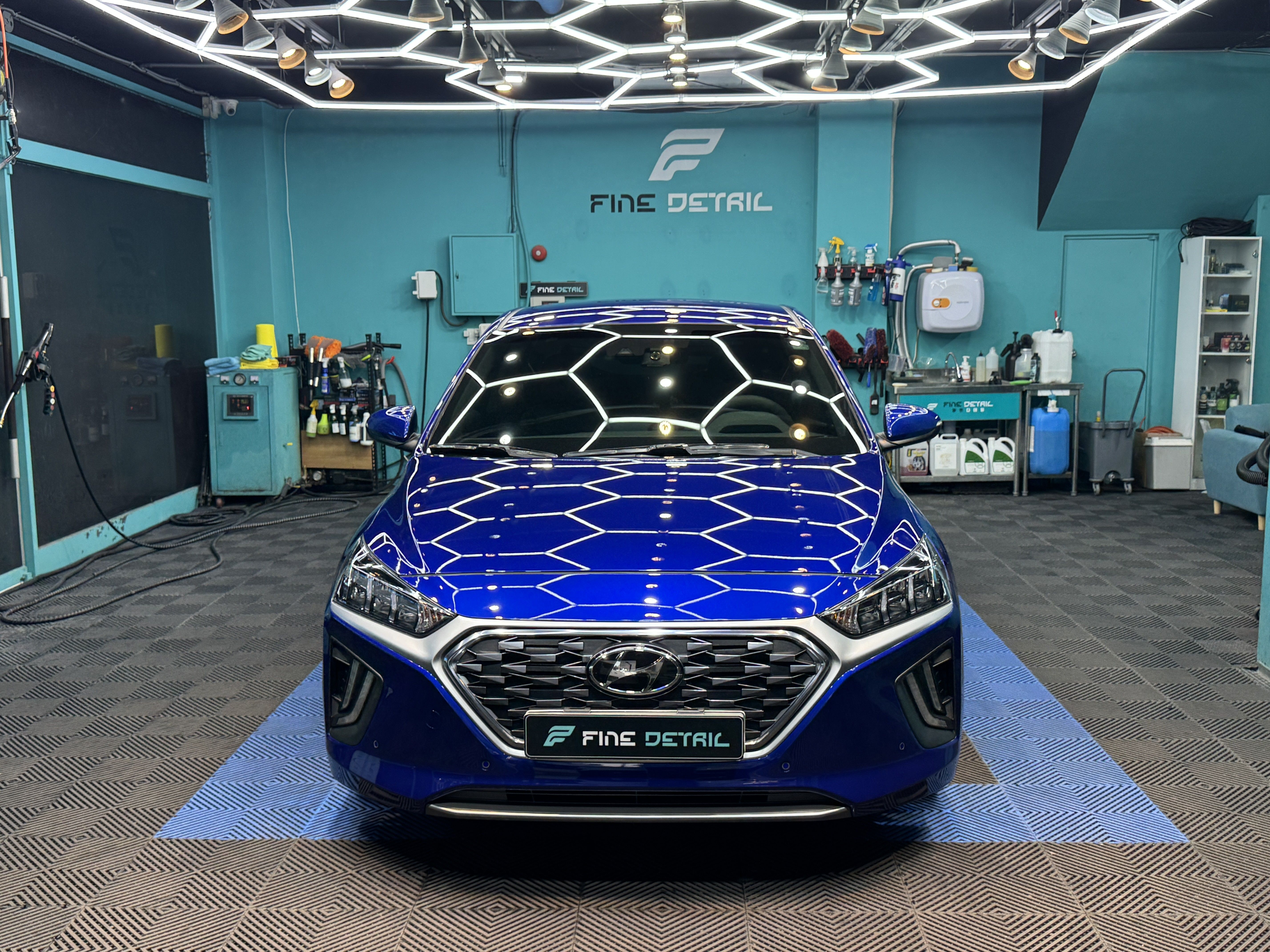 HYUNDAI IONIQ HYBRID 2019