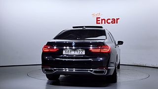 BMW 7-SERIES G11 2018