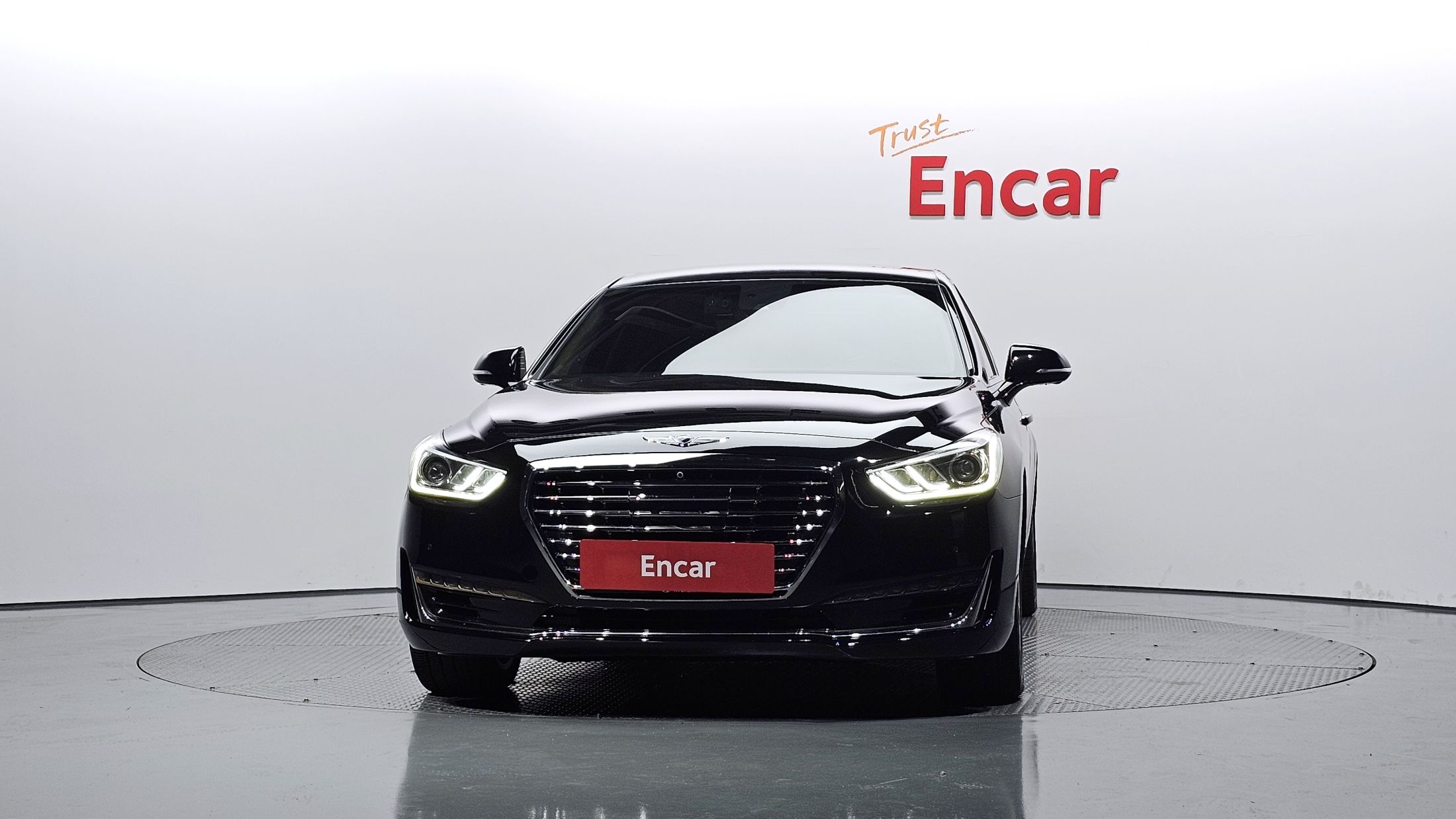 GENESIS EQ900 2016
