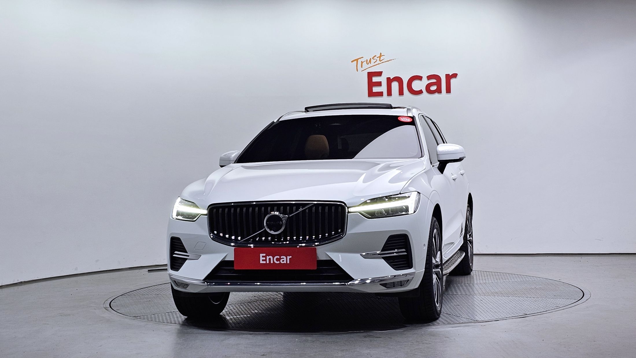 VOLVO XC60 2022