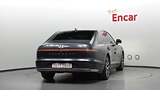 HYUNDAI GRANDEUR HYBRID GN7 2023