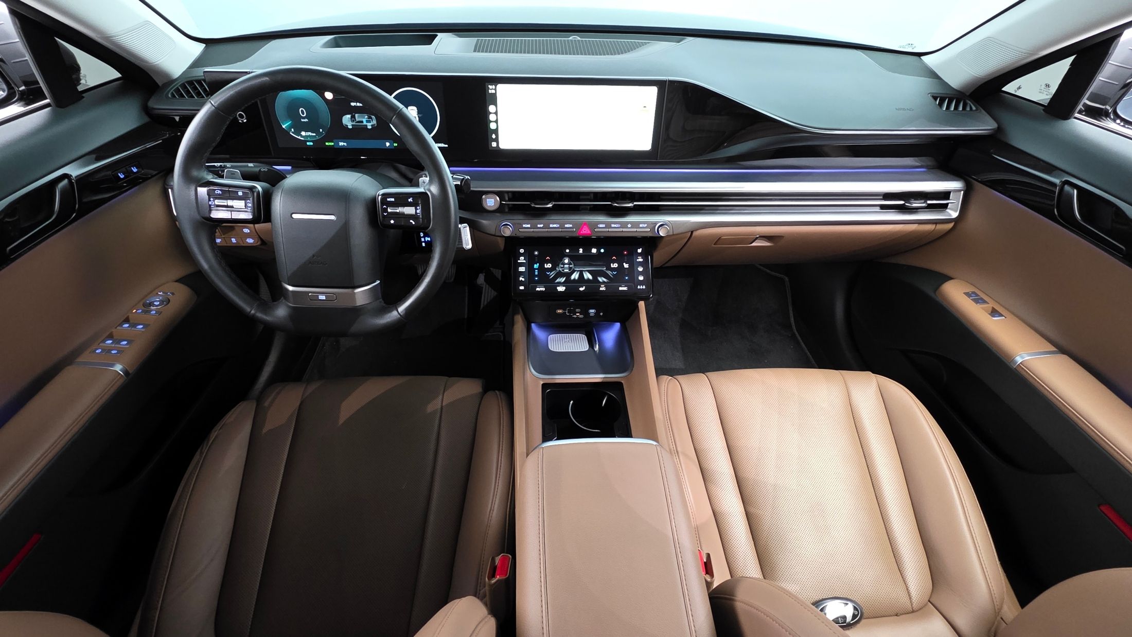 HYUNDAI GRANDEUR HYBRID GN7 2023