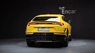 LAMBORGHINI URUS  4.0 V8 S 2024