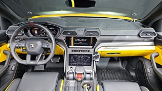 LAMBORGHINI URUS  4.0 V8 S 2024
