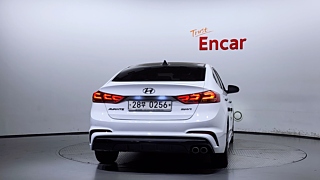 HYUNDAI AVANTE AD 2016