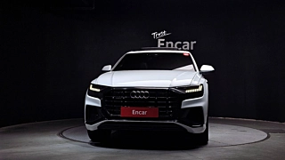 AUDI Q8 4M 2021