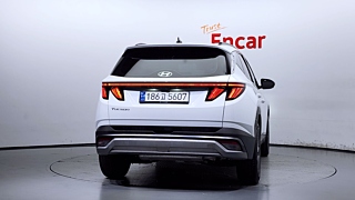 HYUNDAI TUCSON NX4 2024