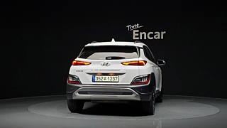 HYUNDAI KONA 2021