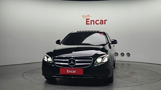 MERCEDES BENZ E-CLASS W213 2019