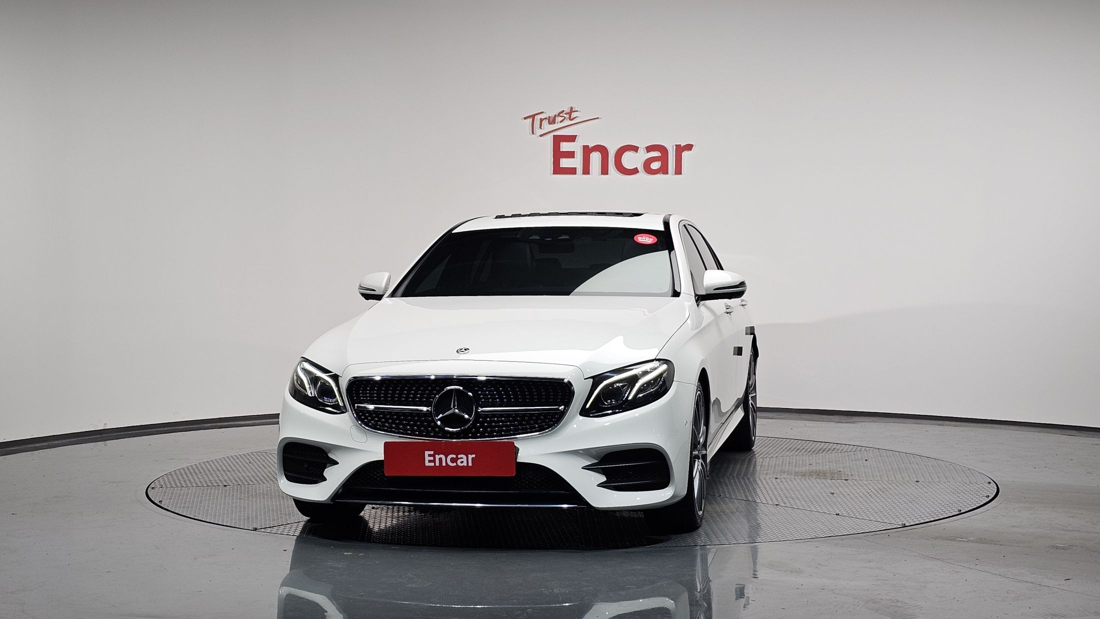 MERCEDES BENZ E-CLASS W213 2018