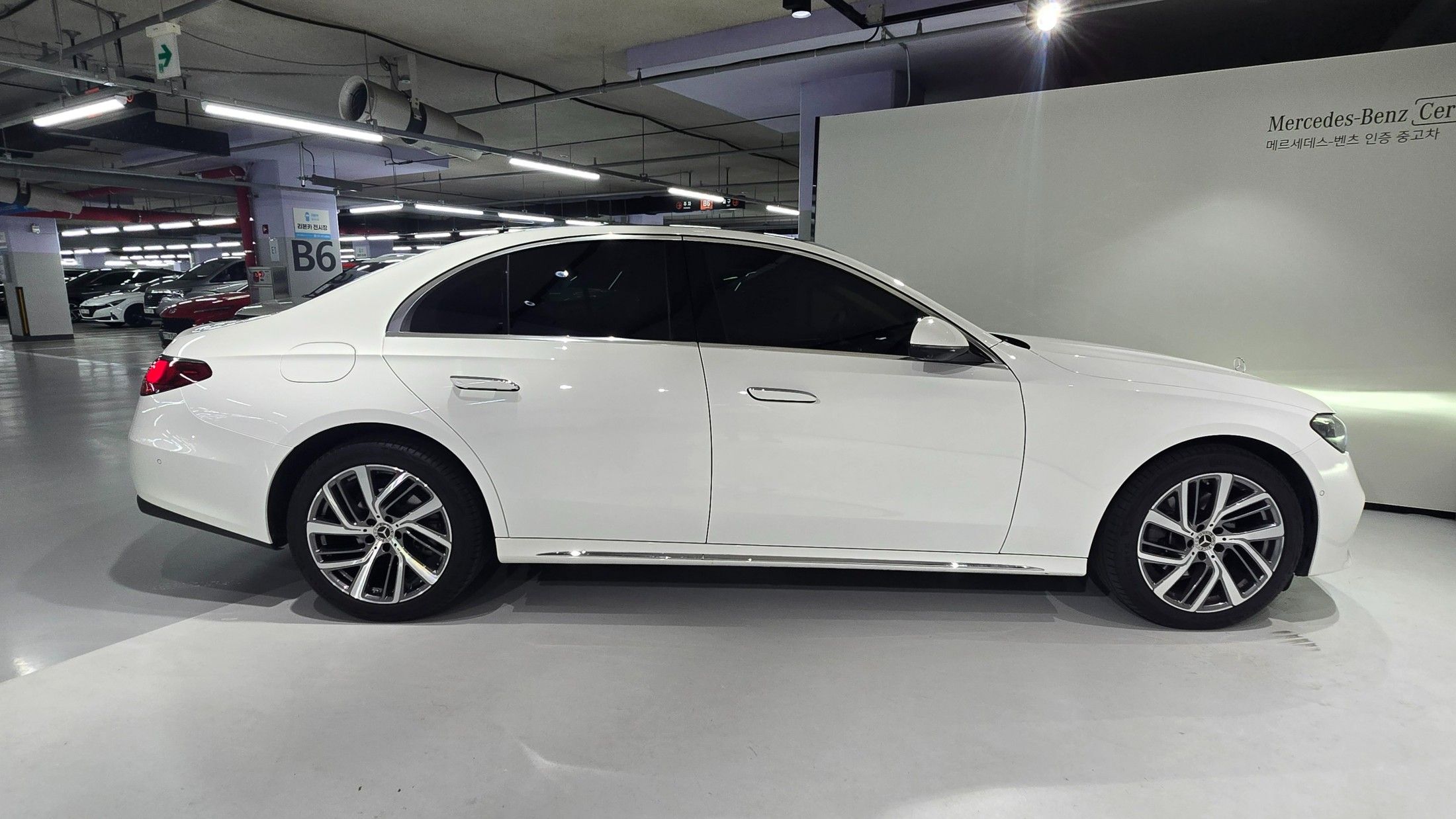 MERCEDES BENZ E-CLASS W214 2024