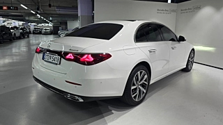 MERCEDES BENZ E-CLASS W214 2024