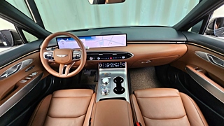 GENESIS GV70 2025