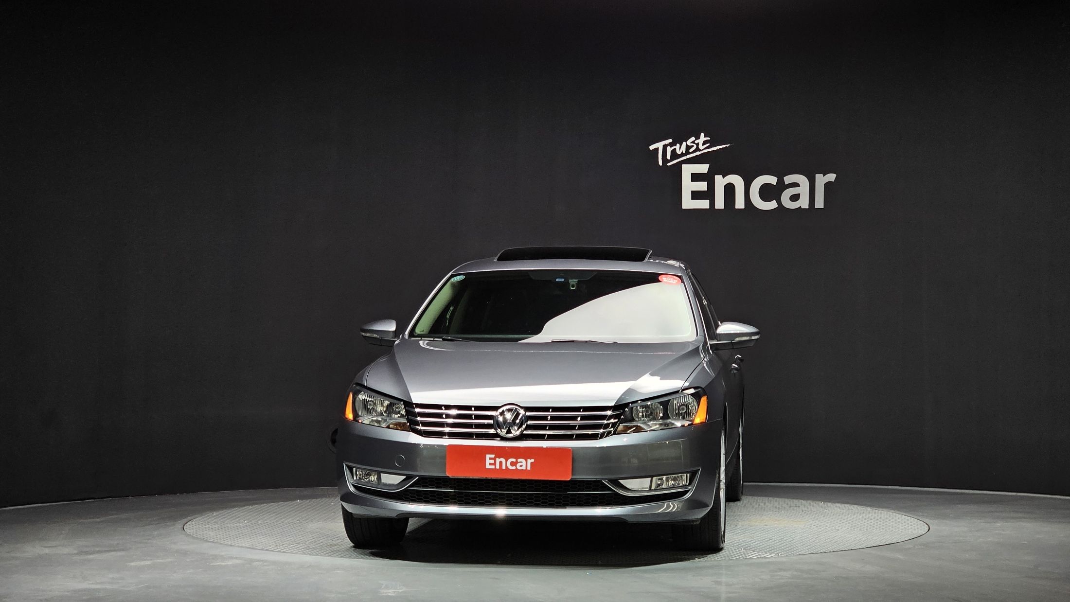 VOLKSWAGEN PASSAT 2013