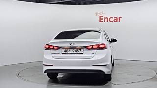 HYUNDAI AVANTE AD 2017