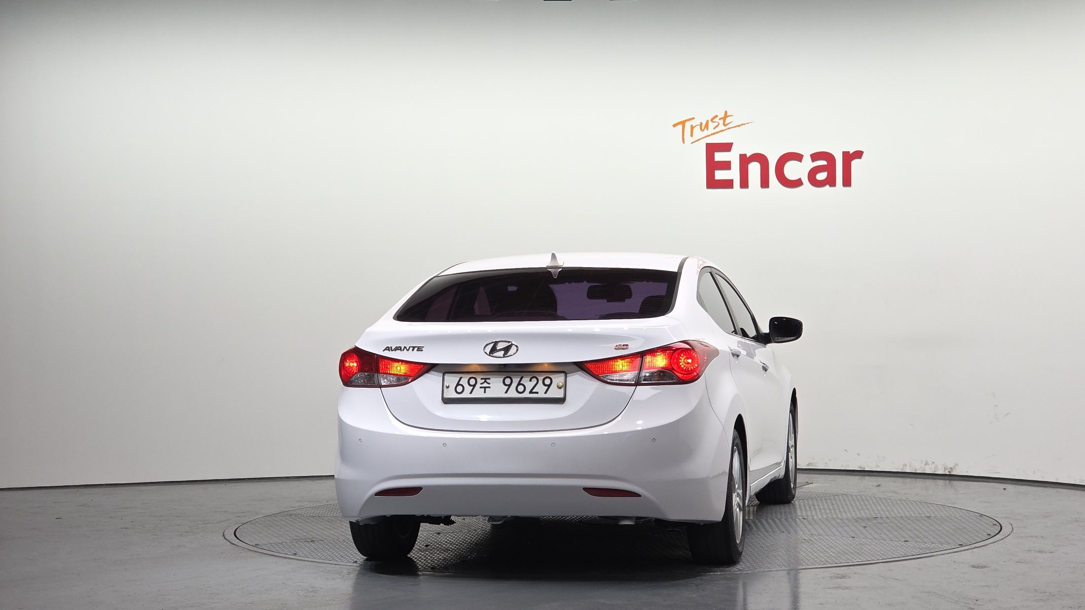 HYUNDAI AVANTE MD 2013