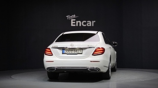 MERCEDES BENZ E-CLASS W213 2016