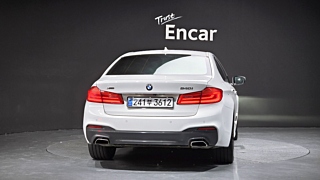 BMW 5-SERIES G30 2018