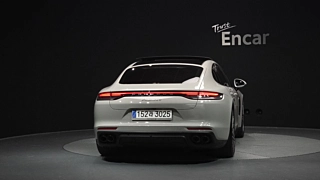 PORSCHE PANAMERA 971 2022