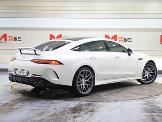 MERCEDES BENZ AMG GT 2023