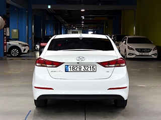 HYUNDAI AVANTE AD 2018