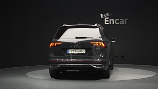 VOLKSWAGEN TIGUAN 2022