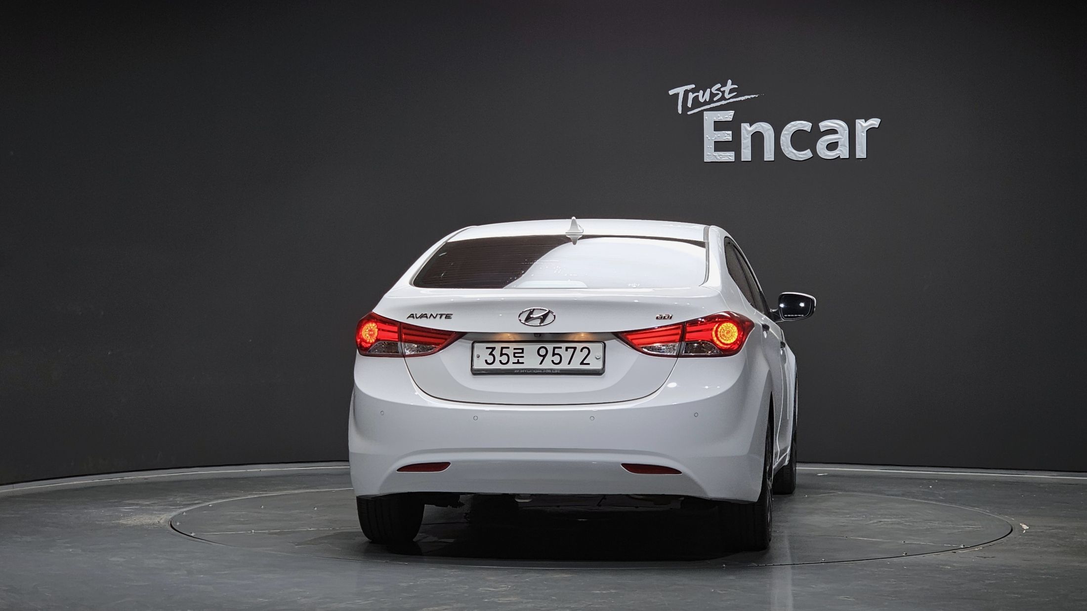 HYUNDAI AVANTE MD 2012